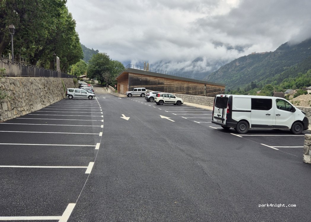 (06450) Saint-Martin-Vésubie - 167 Allée du Docteur Fulconis — foto 4