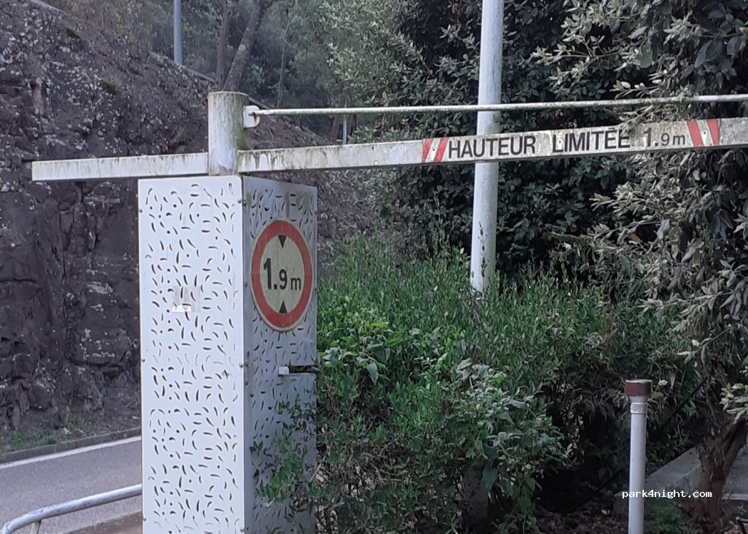 (06590) Théoule-sur-Mer - 13 Rue Jean-Baptiste Pastor — foto 3