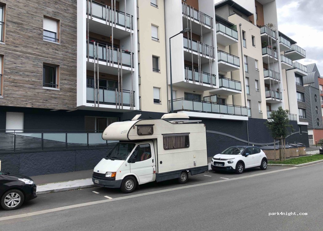 (35400) Saint-Malo - 13 Rue d'Islande — foto