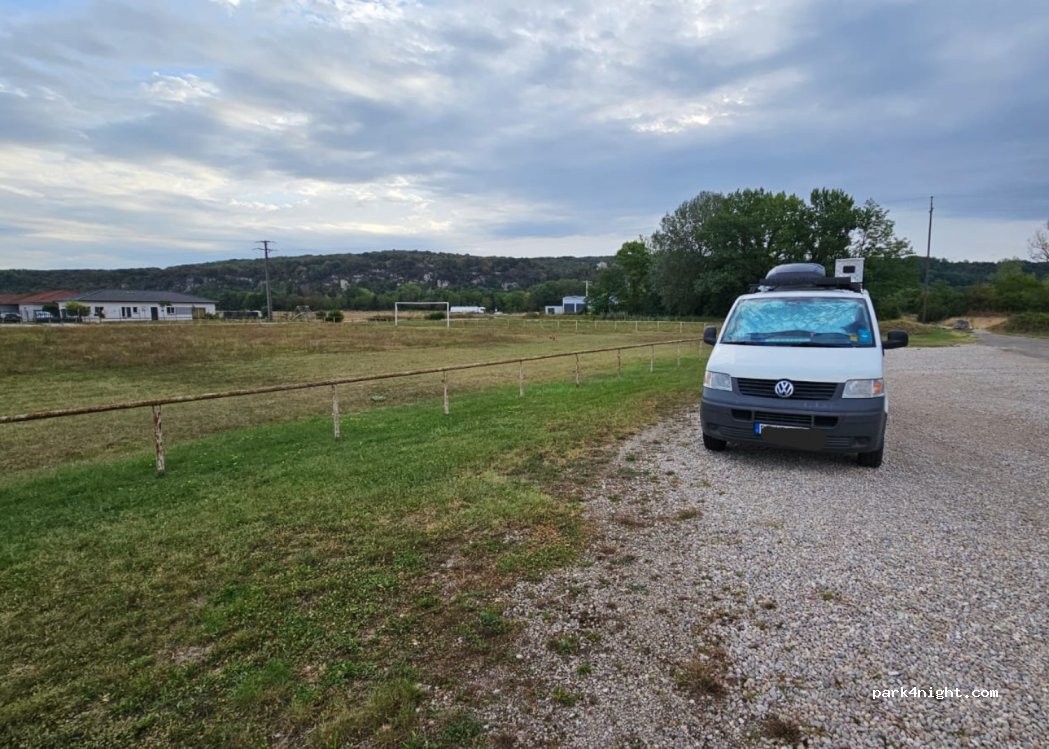 (01160) Neuville-sur-Ain - 159 Chemin du Stade — foto