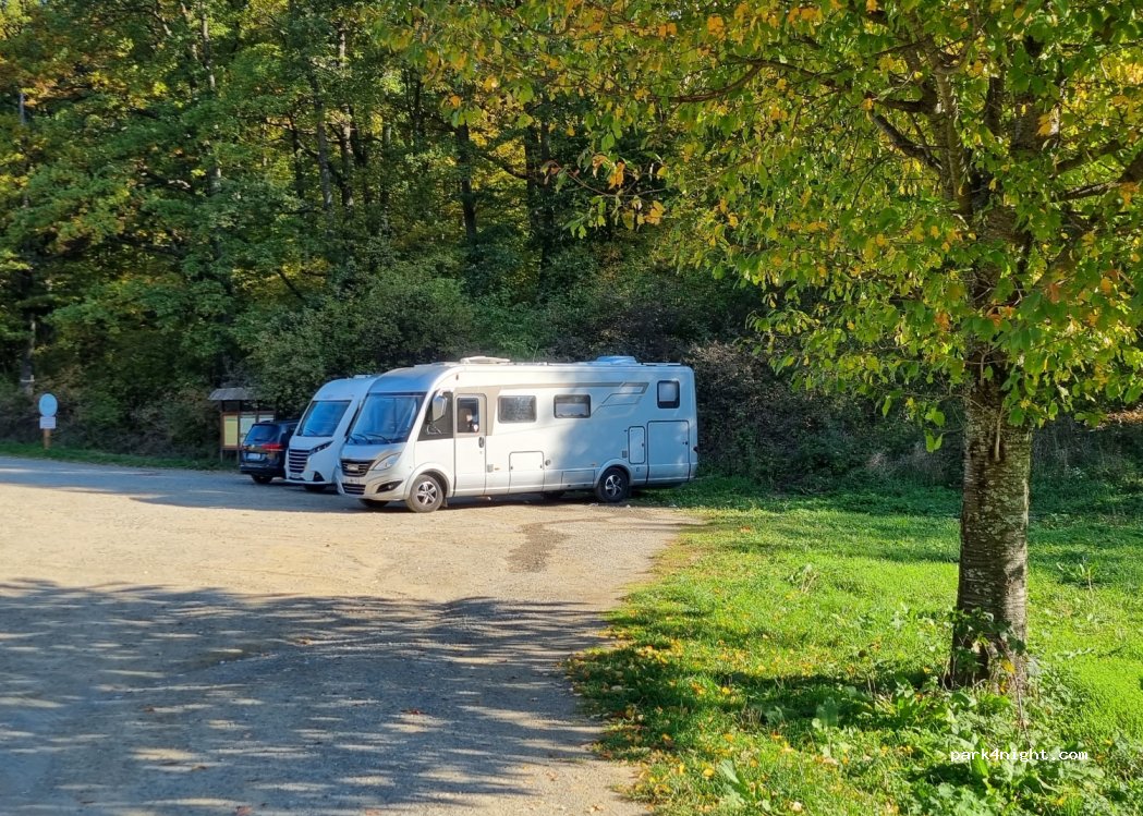 (3324) Felsőtárkány - 2505 — foto
