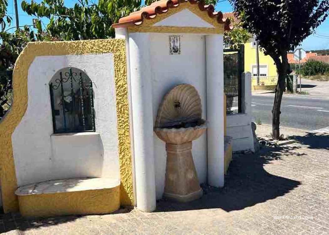 (2565) Ramalhal - 14 Rua das Figueiras — foto