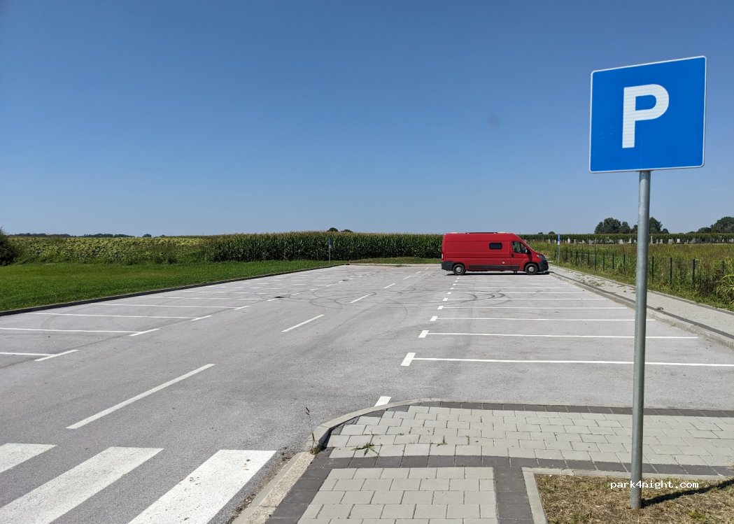 (40322) Orehovica - 1A Zrinskih ulica — foto