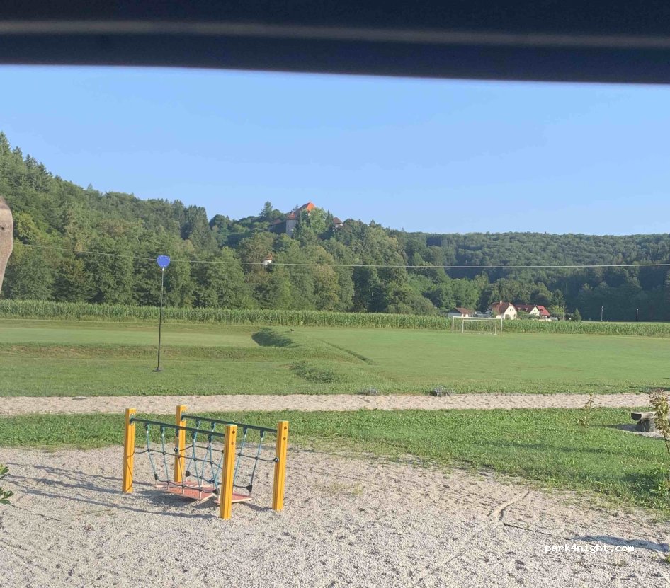 (8233) Mirna - 14 Cesta na Fužine — foto 5