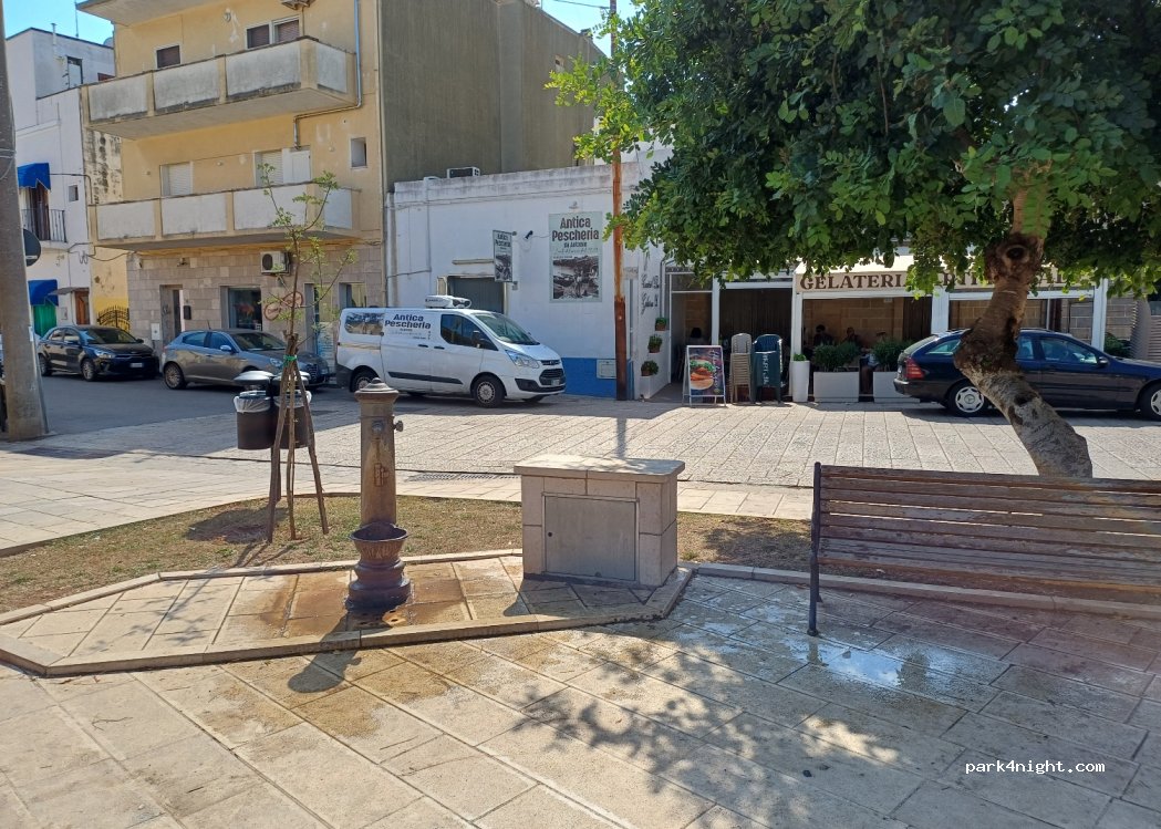 (73034) Gagliano del Capo - 12 Via Margherita di Savoia — foto