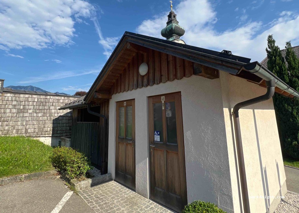 (4866) Unterach am Attersee - 4 Kirchenplatz — foto