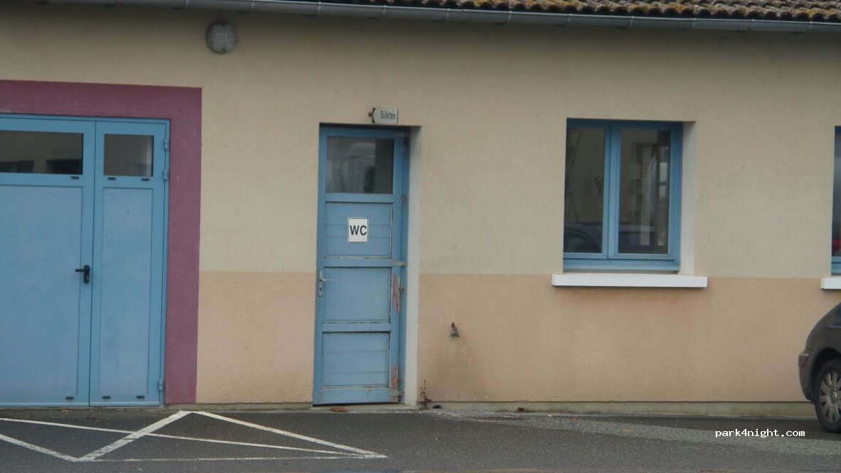 (87300) Saint-Bonnet-de-Bellac - 147 Le Bourg — foto 2