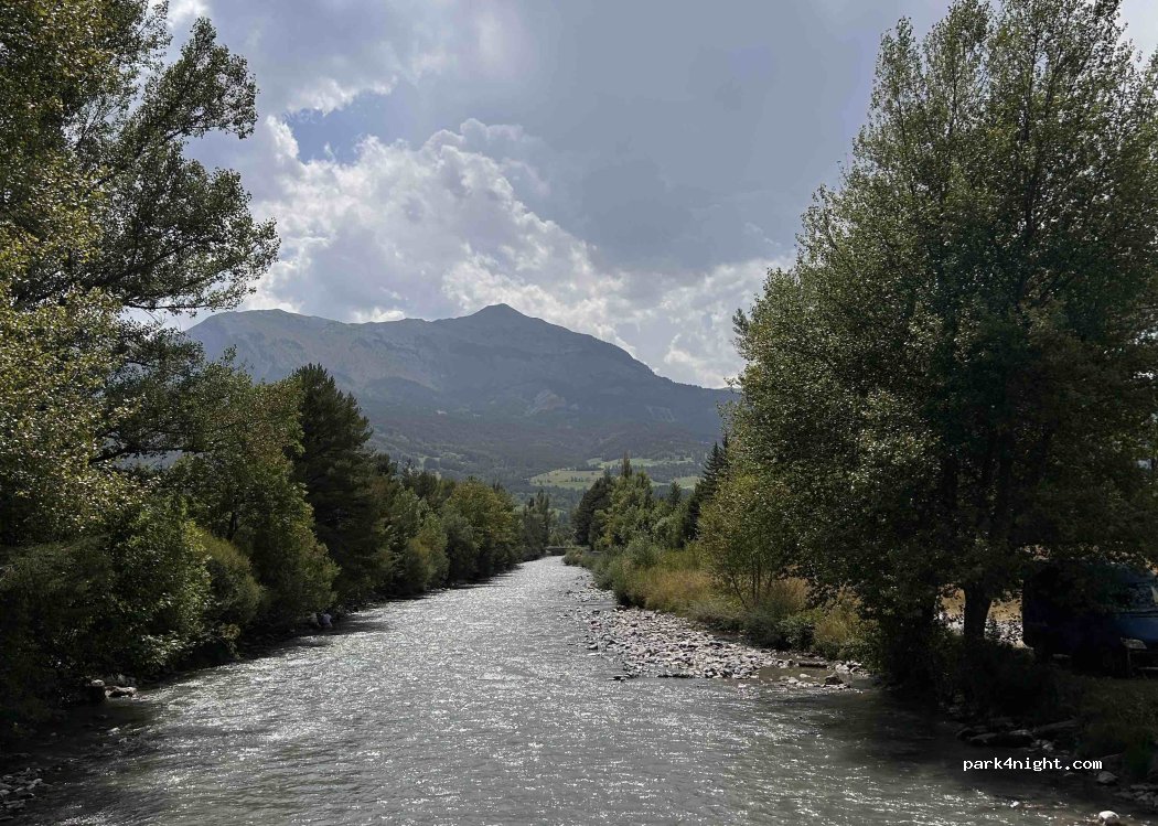 (04850) Jausiers - 61 Impasse des Douaniers — foto 3