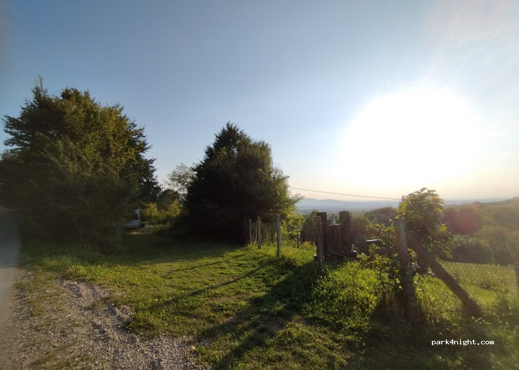 () Jelovo Brdo - — foto