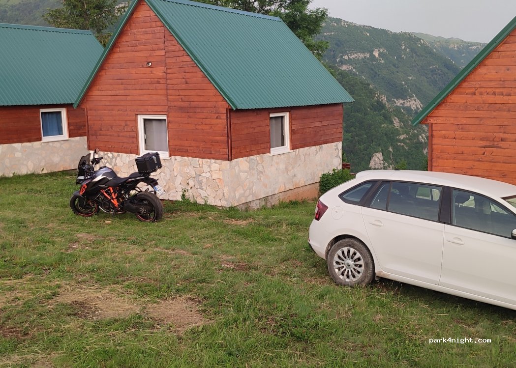 Camp Tron — foto 4