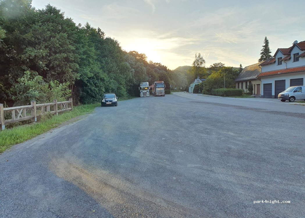 (2533) Klausen-Leopoldsdorf - 232 Annagasse — foto