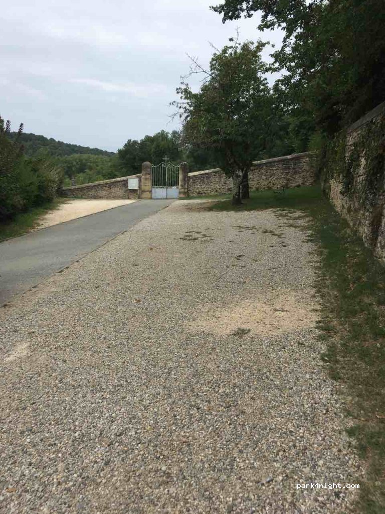 (26260) Charmes-sur-l'Herbasse - D121 — foto