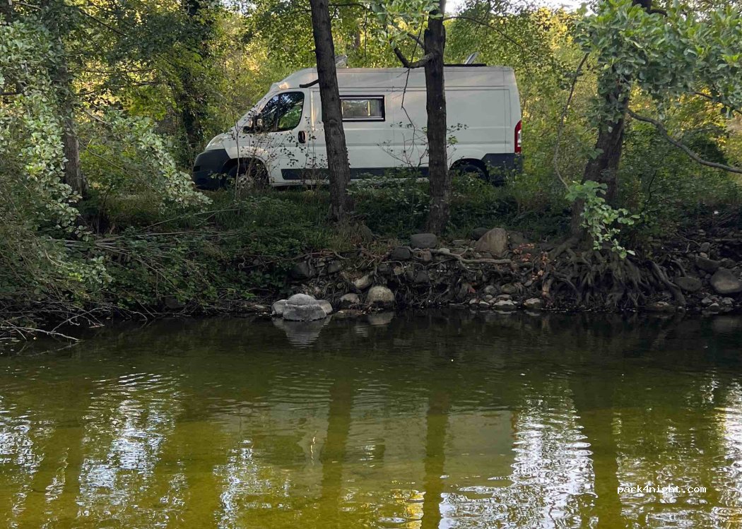 (07000) Coux - 280 Chemin du Stade du Grand Duc — foto 3