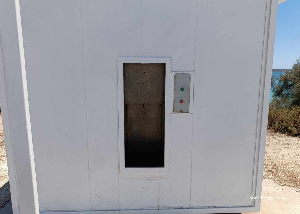 (840 07) Antiparos - Unnamed Road — foto 2