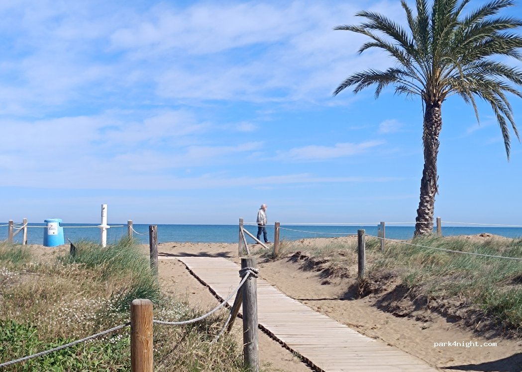 (03700) Dénia - 15 Carrer Boga — foto 5