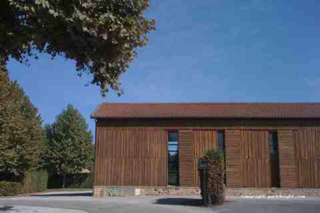 Aire de camping-car Trémolat — foto 2