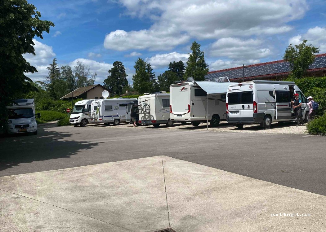 Aire de camping-Car des Vignerons des Terres Secrètes — foto 4