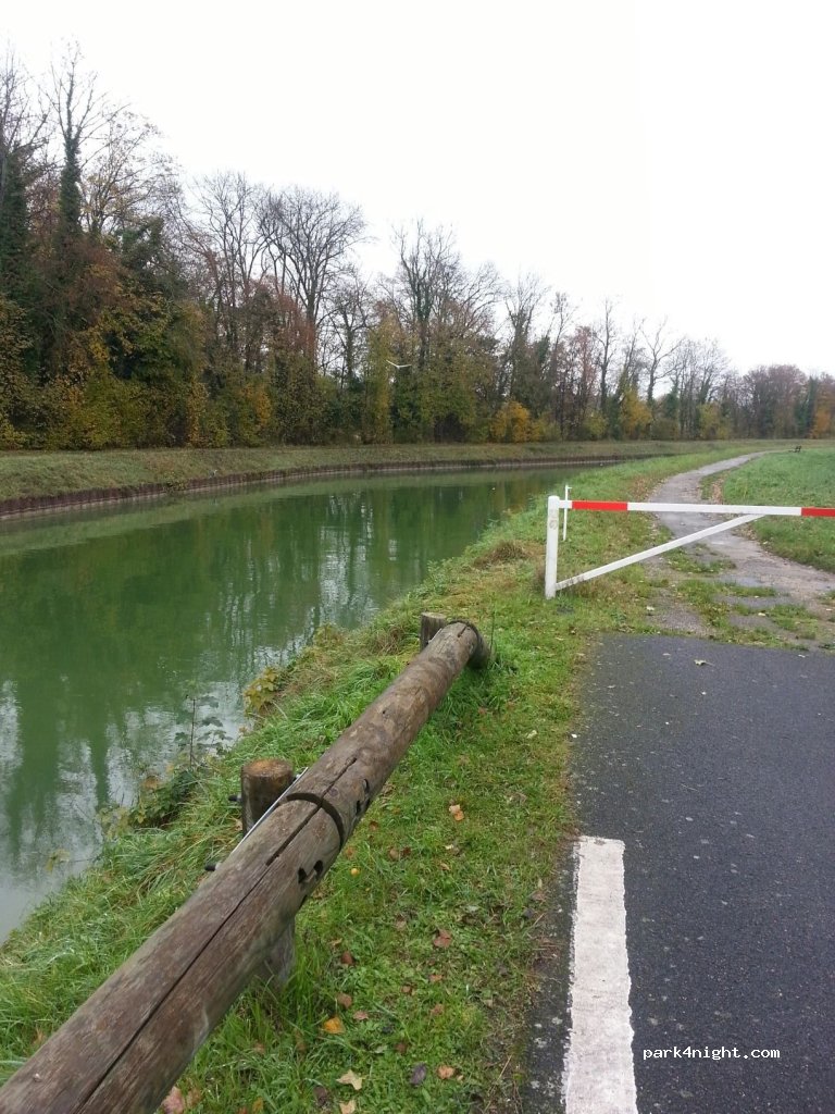 (77250) Moret-sur-Loing - 1 Quai du Canal — foto 2