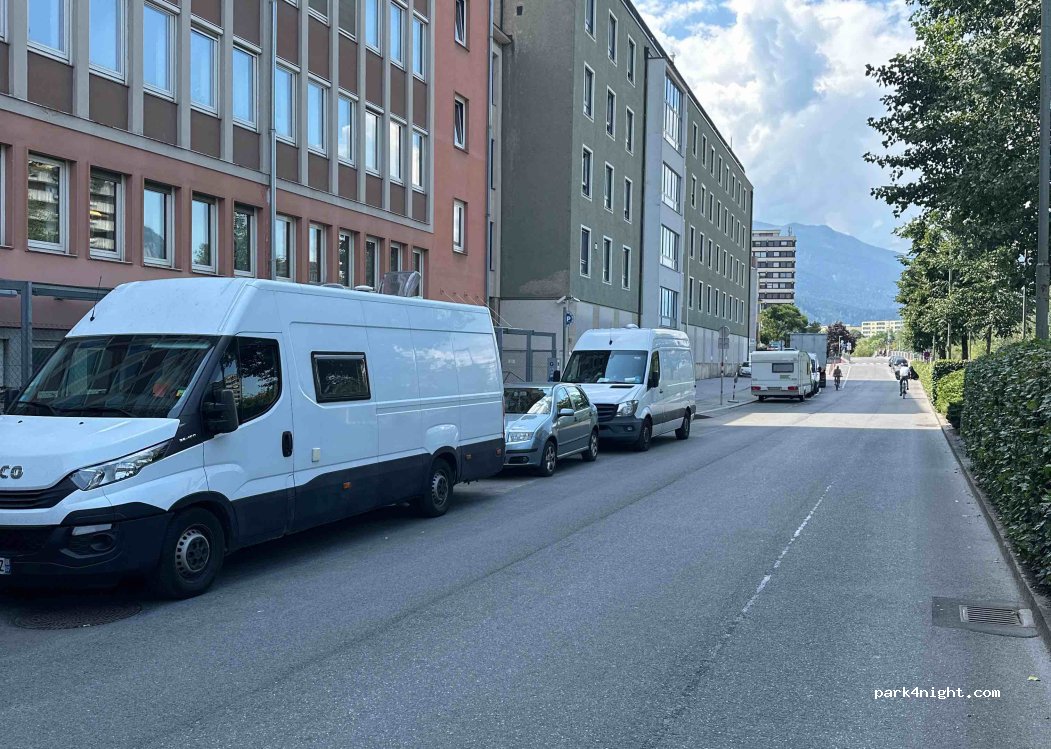 (6020) Innsbruck - 9 Herzog-Siegmund-Ufer — foto