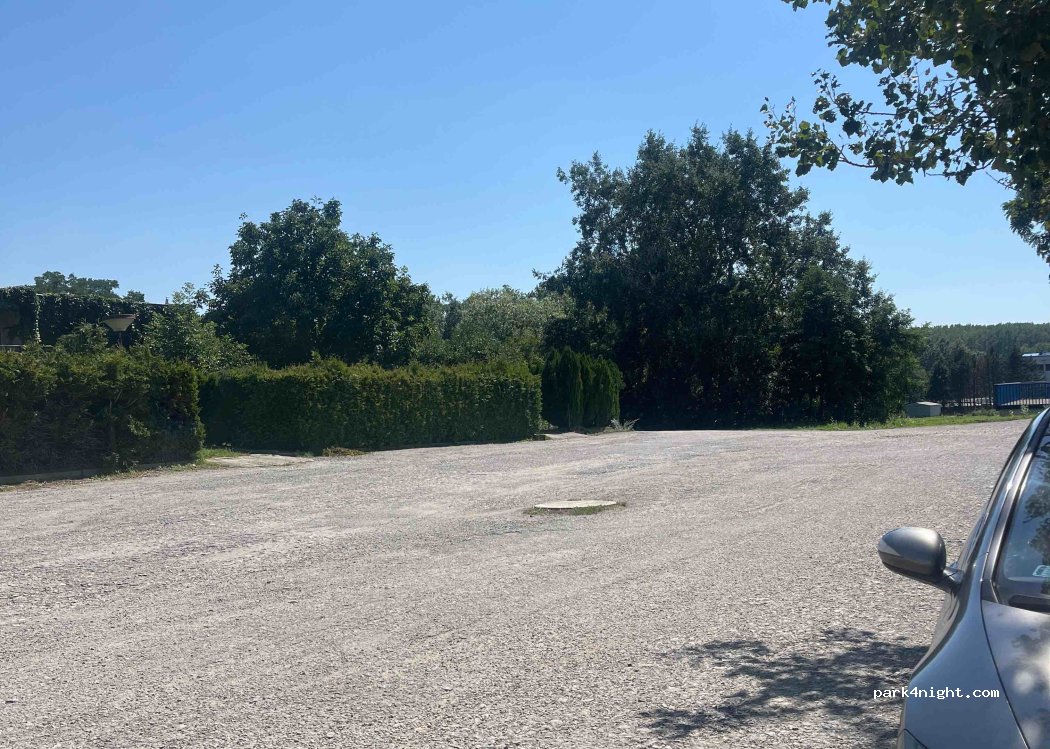 (692 01) Přítluky - Unnamed Road — foto