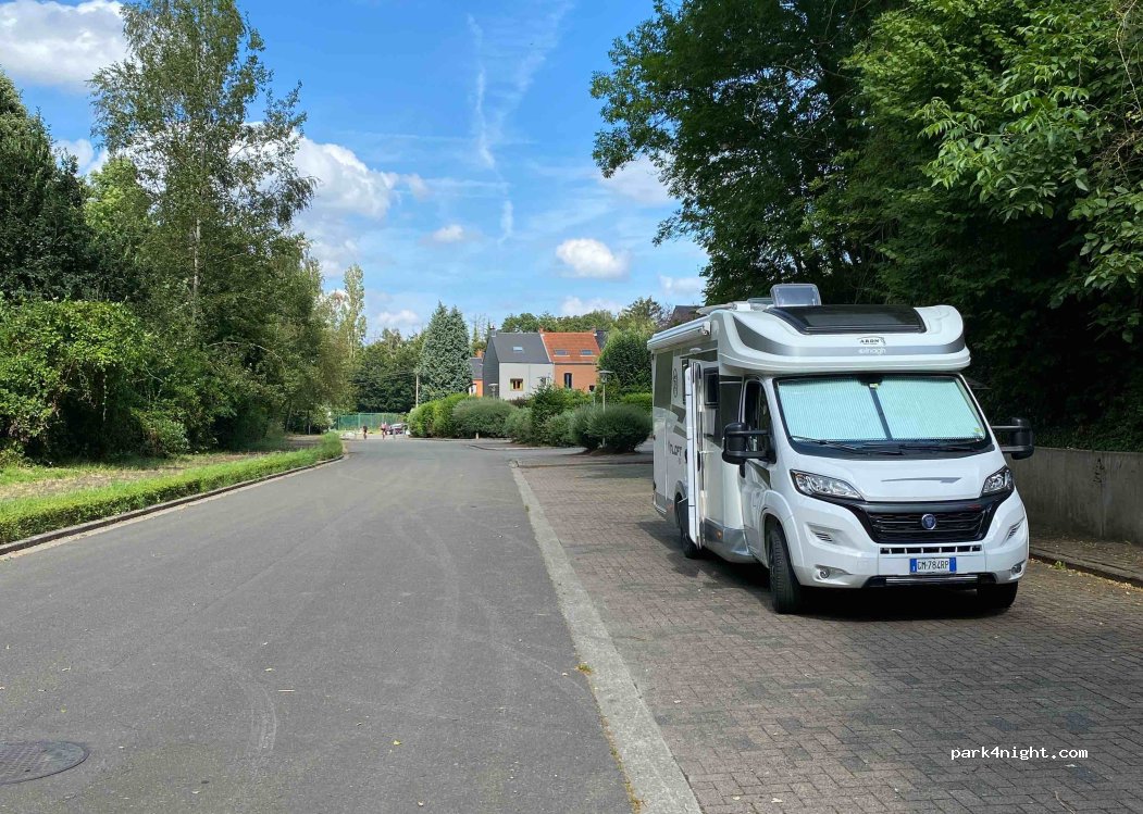 (6001) Charleroi - 80 Rue du Cazier — foto 2