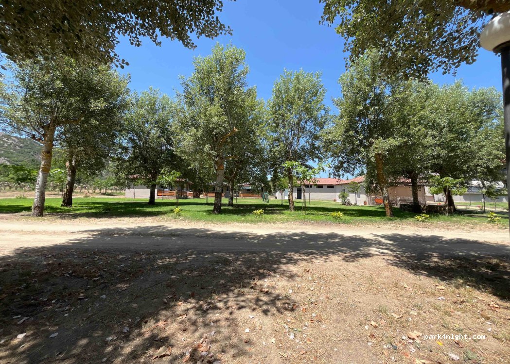 Camping Linaraki Apartments & Bungalows — foto 2