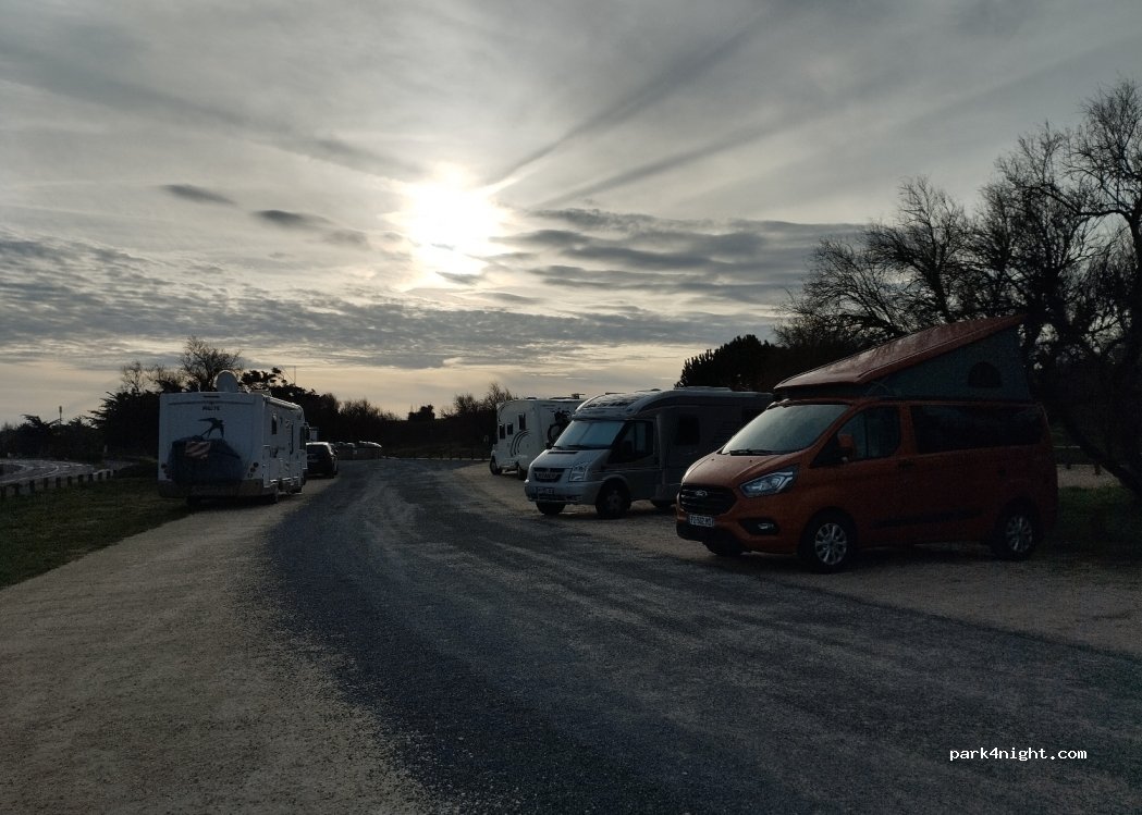 (17550) Dolus-d'Oléron - 52 Avenue de la Grande Baie — foto 4