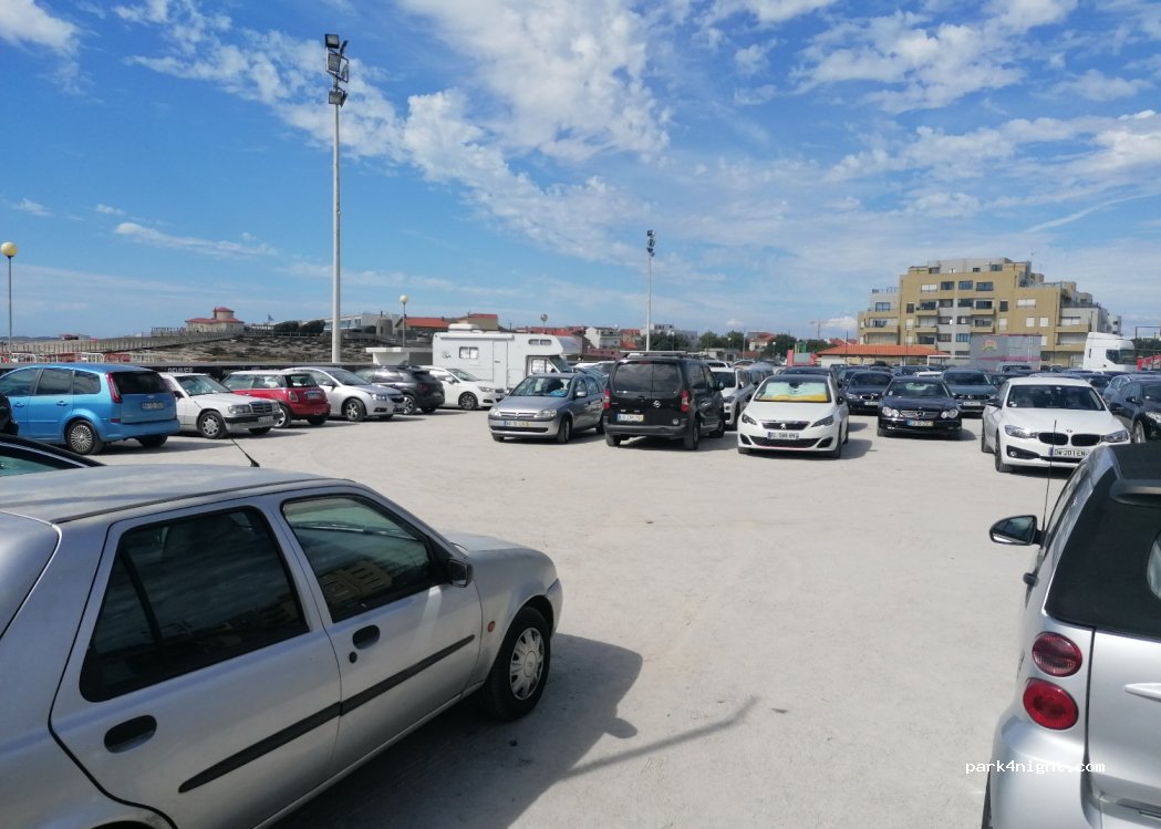 (4490-013) Póvoa de Varzim - 131 Avenida dos Pescadores — foto