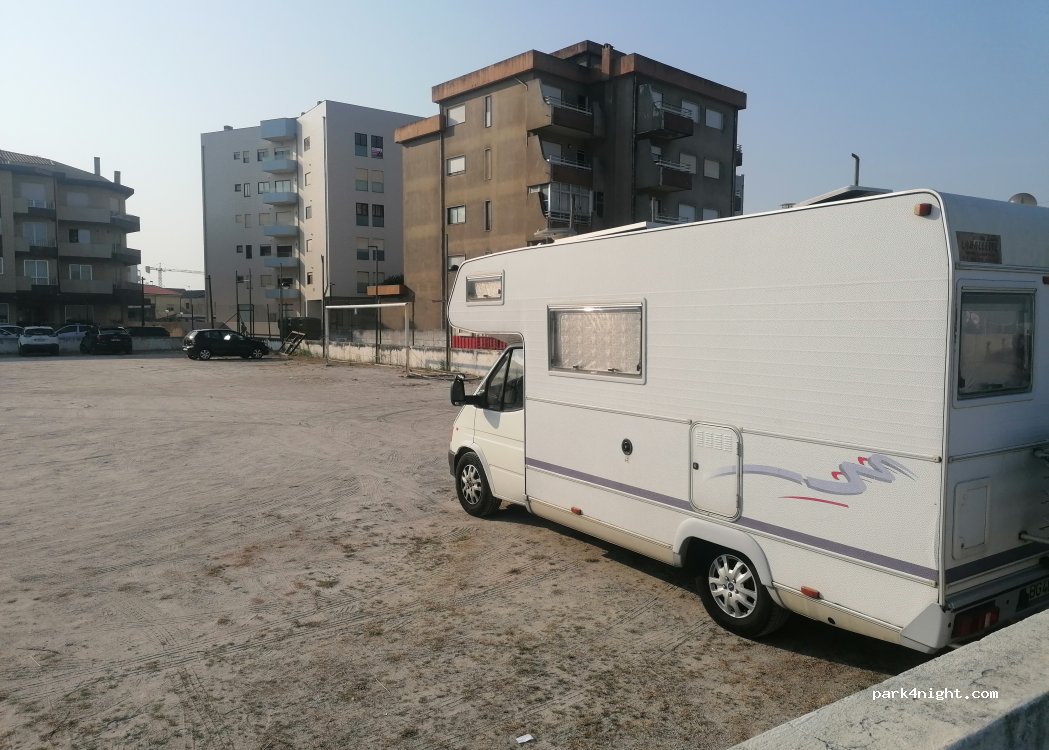 (4490-013) Póvoa de Varzim - 131 Avenida dos Pescadores — foto 5