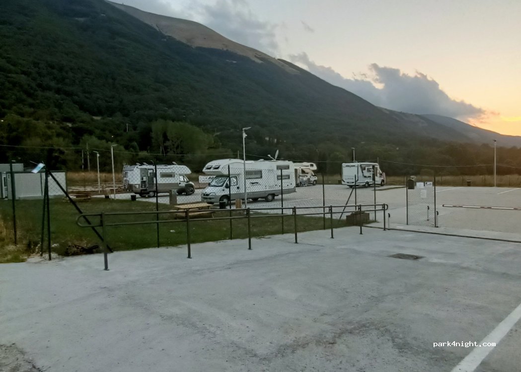 (02016) Leonessa - 5 Via delle Fonti — foto