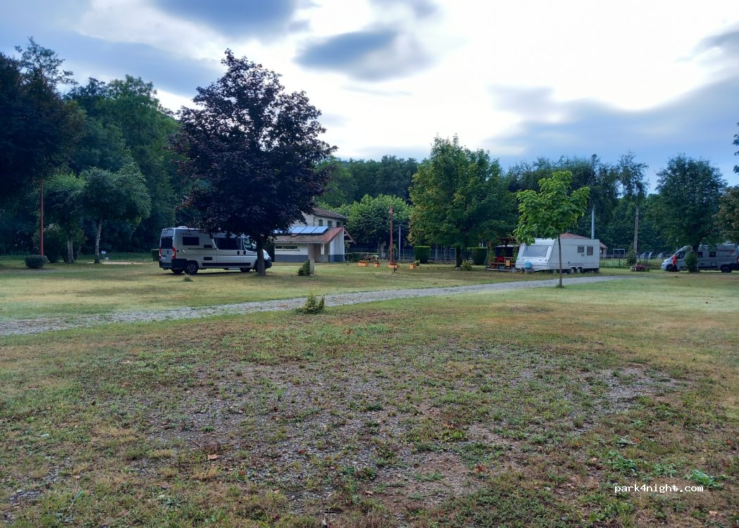 Camping municipal — foto