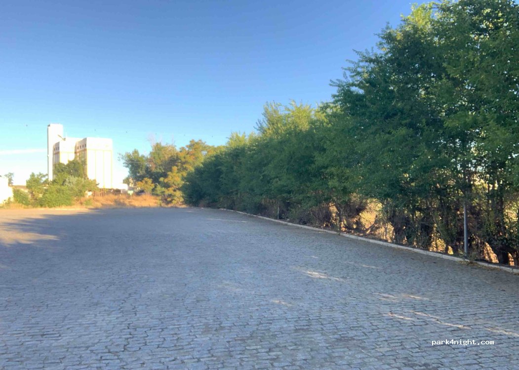 (06220) Villafranca de los Barros - 5 Calle Cáceres — foto 2