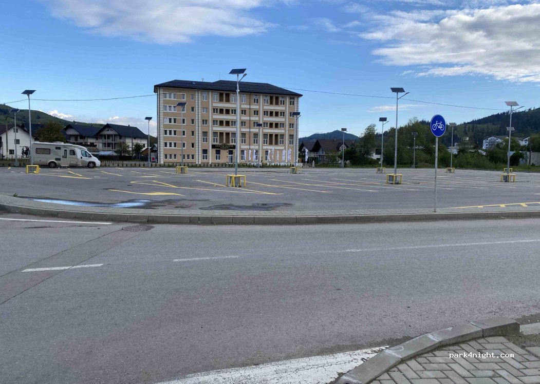 (725300) Gura Humorului - 8 Strada George Enescu — foto