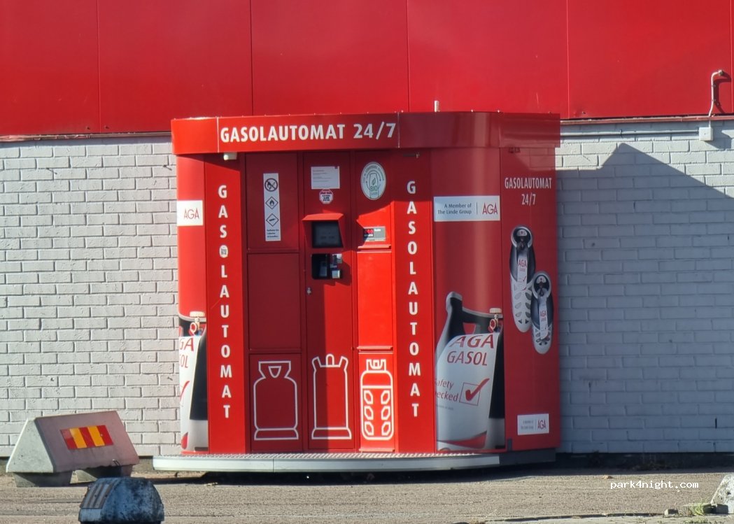 (273 34) Tomelilla - 2 Banmästaregatan — foto