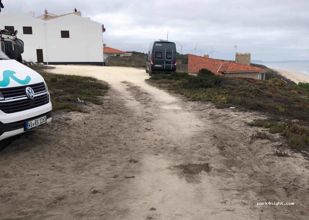 (2445-280) Pataias - — foto