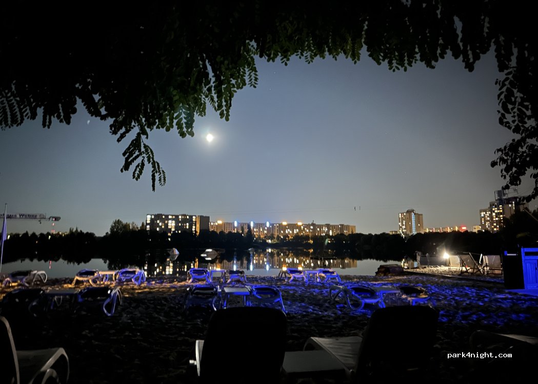 STRANDPARX cable island — foto