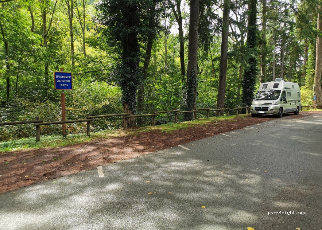 (42370) Renaison - 229 Route des Barrages — foto