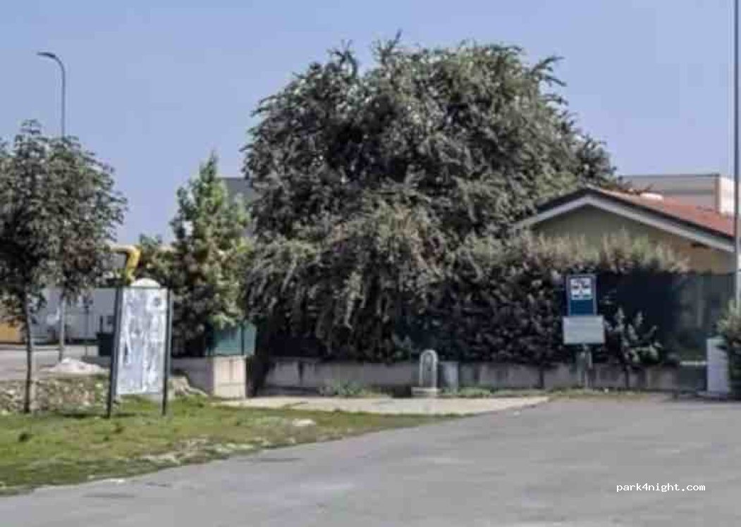 (12044) Centallo - 321 Regione Madonna Prati — foto