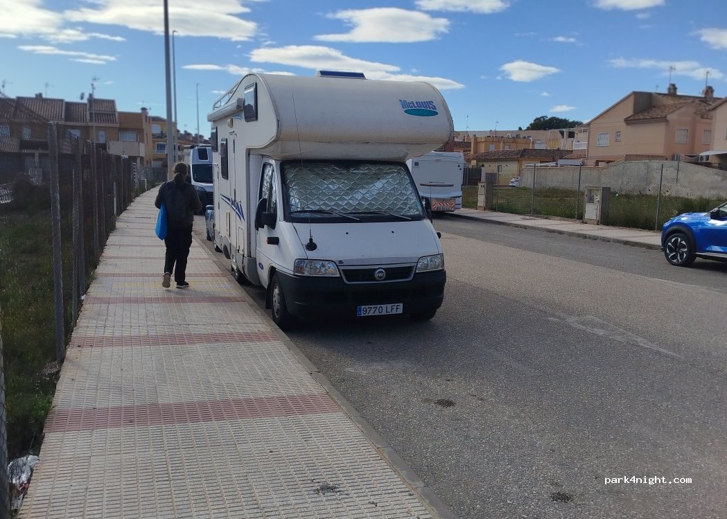 (30710) Los Alcázares - 14 Calle Amura — foto