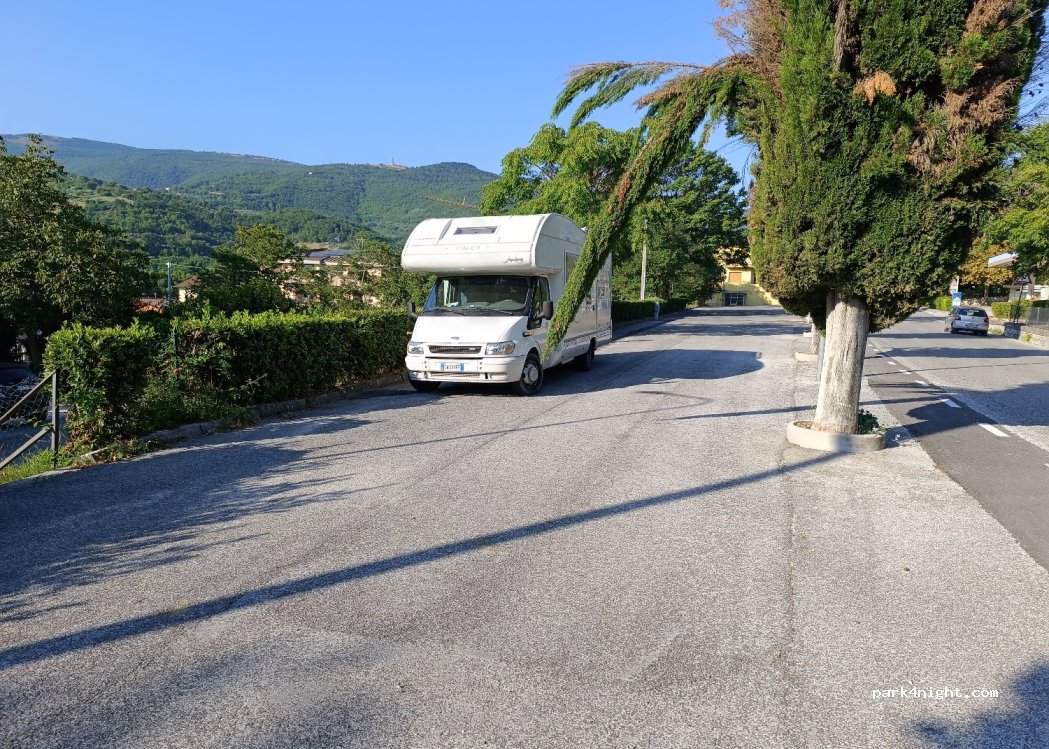 (62020) Caccamo - 76 Via Beniamino Gigli — foto