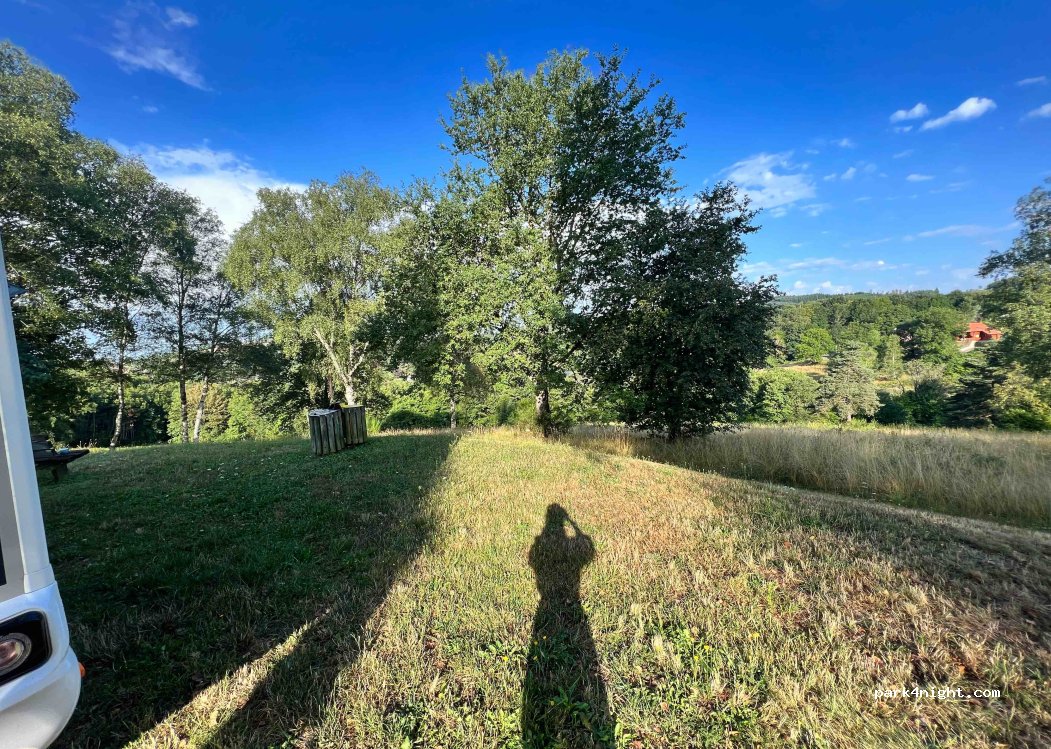 (63550) Saint-Rémy-sur-Durolle - 2 Lotissement les Garennes — foto