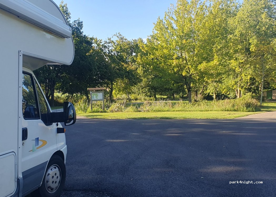 (40660) Messanges - 18 Route de la Vallée — foto