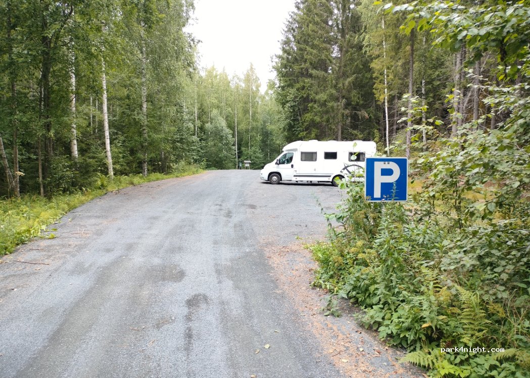 (05800) Hyvinkää - 182 Piilolammintie — foto