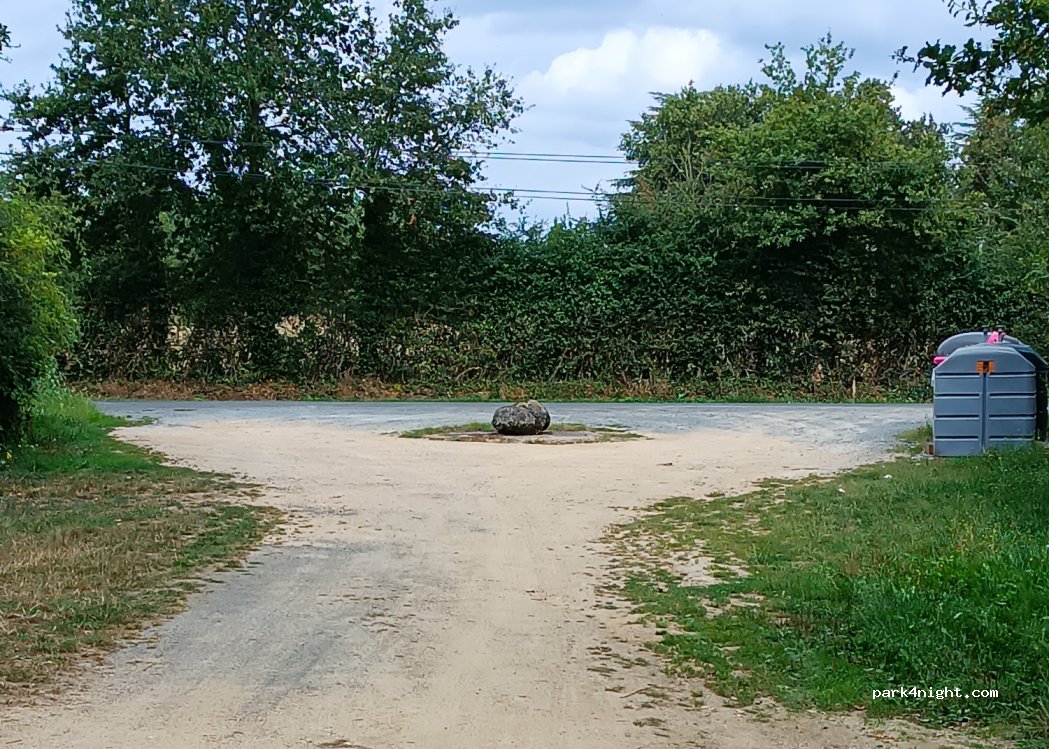 (79250) Nueil-les-Aubiers - 7 Route de Rorthais — foto 2