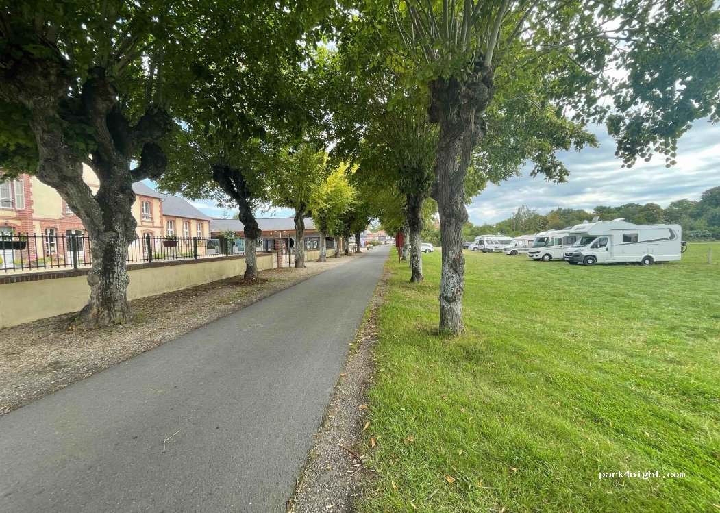 (14430) Beuvron-en-Auge - 8 La Gare — foto