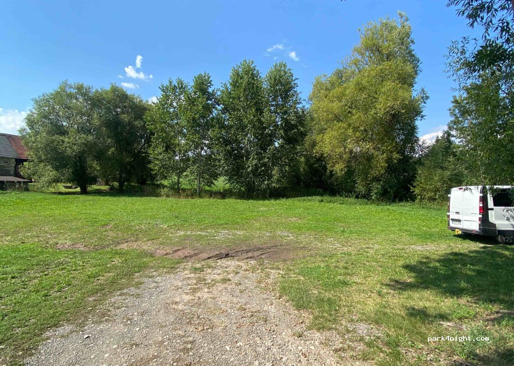 (331 62) Manětín - Unnamed Road — foto