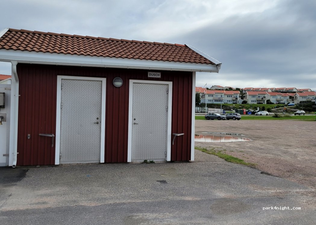 (456 44) Kungshamn - 2 Västervägen — foto