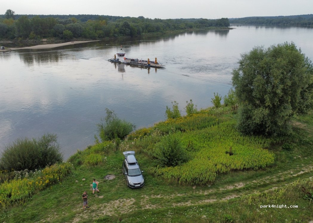 (24-120) Kazimierz Dolny - — foto