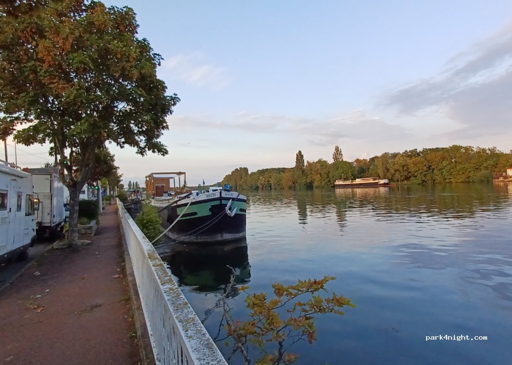 (91260) Juvisy-sur-Orge - 37 Voie Communale Quai Jean Pierre Timbaud — foto