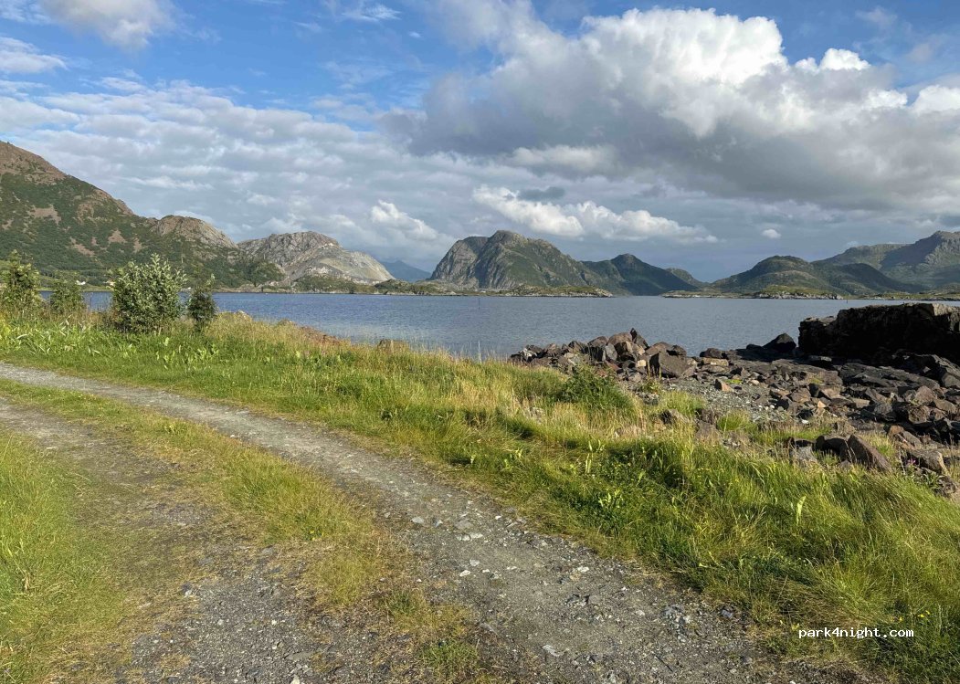 (8475) Nykvåg - — foto